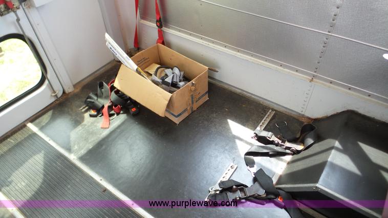 image for item K5250 1999 Chevrolet Express 3500 Cargo school bus