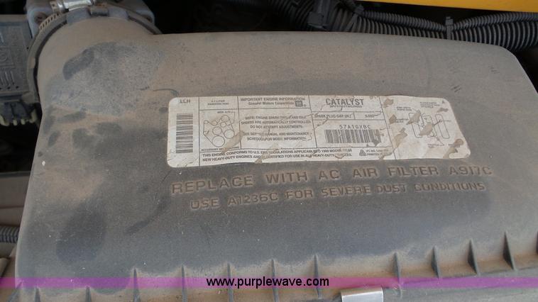 image for item K5250 1999 Chevrolet Express 3500 Cargo school bus