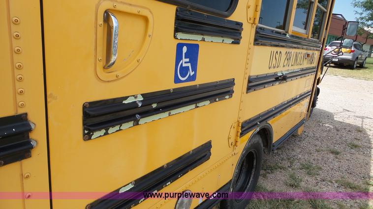 image for item K5250 1999 Chevrolet Express 3500 Cargo school bus