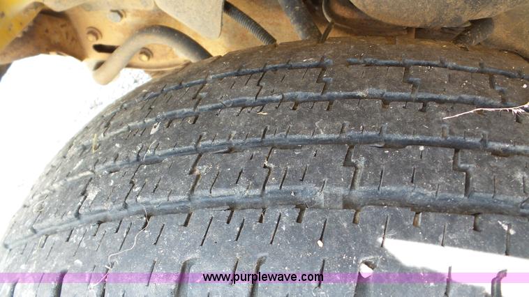 image for item K5250 1999 Chevrolet Express 3500 Cargo school bus