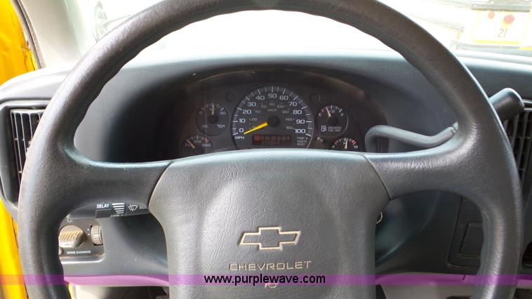 image for item K5251 1998 Chevrolet Express G3500 Cargo school bus