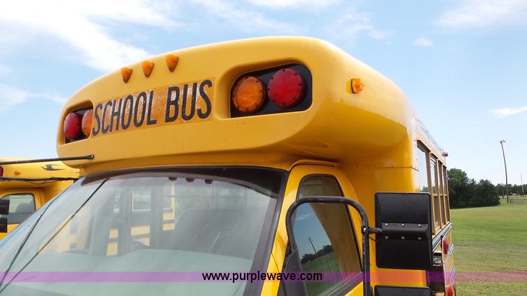 image for item K5251 1998 Chevrolet Express G3500 Cargo school bus