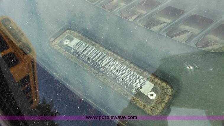 image for item K5251 1998 Chevrolet Express G3500 Cargo school bus