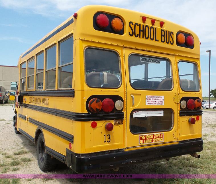 image for item K5252 2000 Chevrolet Express G3500 school bus