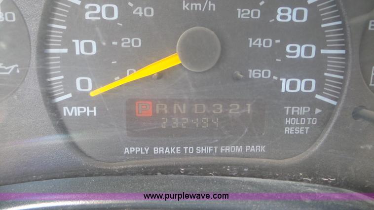 image for item K5252 2000 Chevrolet Express G3500 school bus