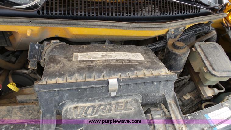 image for item K5252 2000 Chevrolet Express G3500 school bus