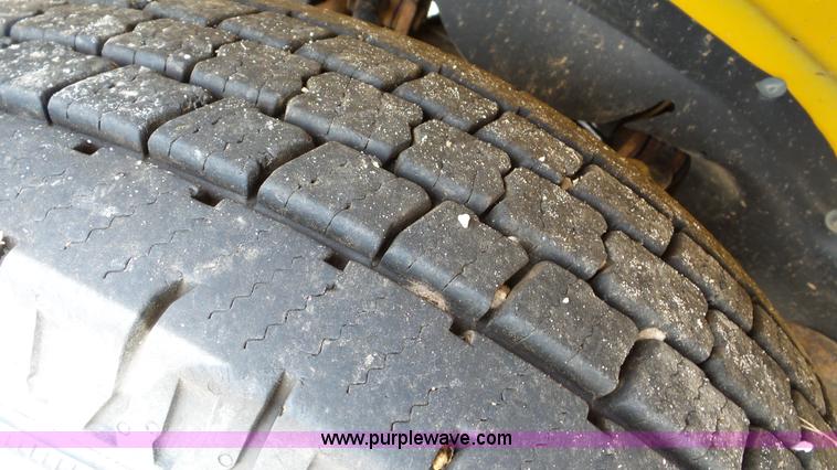 image for item K5252 2000 Chevrolet Express G3500 school bus