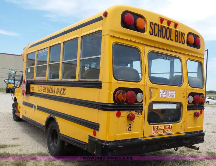 image for item K5253 2000 Chevrolet Express G3500 school bus