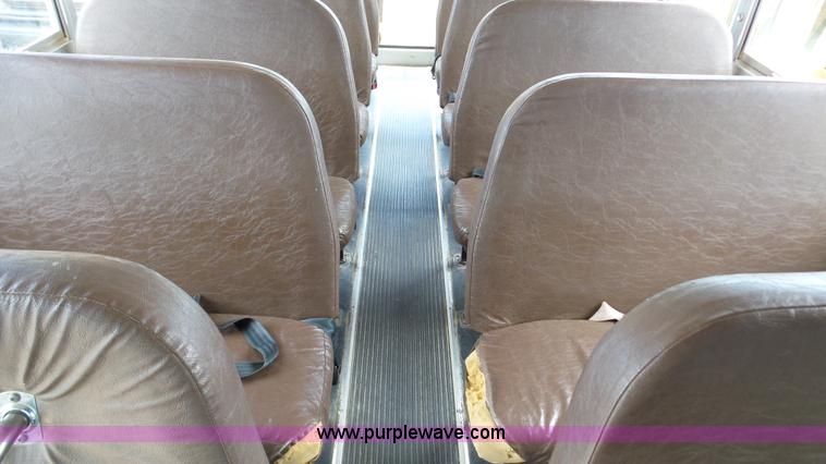 image for item K5253 2000 Chevrolet Express G3500 school bus