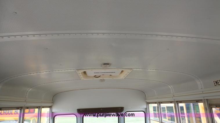 image for item K5253 2000 Chevrolet Express G3500 school bus