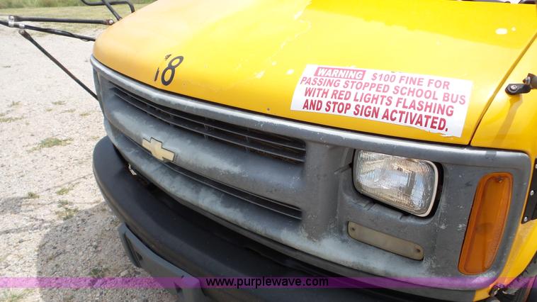 image for item K5253 2000 Chevrolet Express G3500 school bus