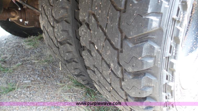 image for item K5253 2000 Chevrolet Express G3500 school bus