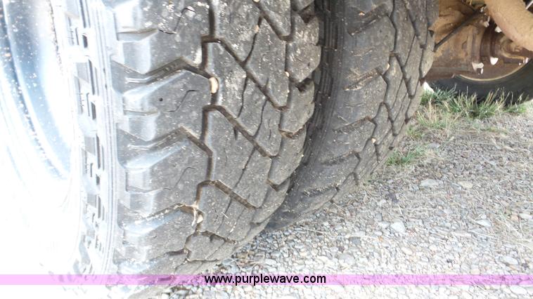 image for item K5253 2000 Chevrolet Express G3500 school bus