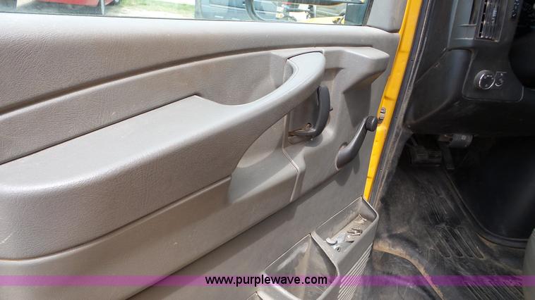 image for item K5254 2009 Chevrolet Express 3500 Cargo school bus