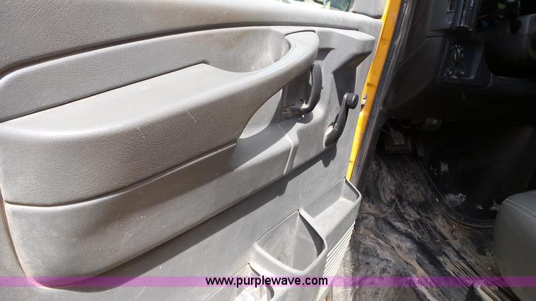 image for item K5255 2008 Chevrolet Express 3500 Cargo school bus