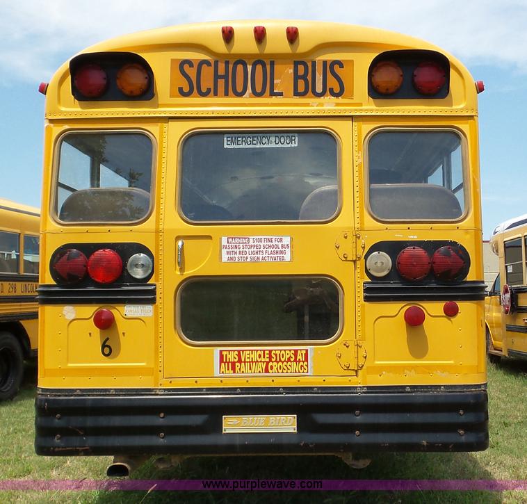 image for item K5256 1998 Chevrolet B7 school bus