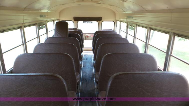image for item K5256 1998 Chevrolet B7 school bus