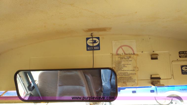 image for item K5256 1998 Chevrolet B7 school bus
