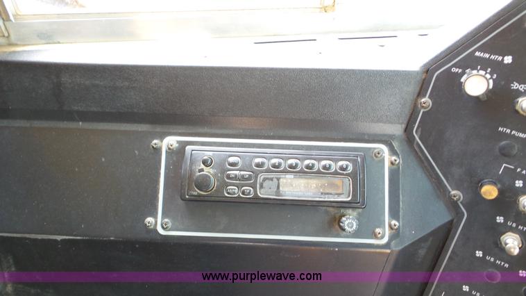 image for item K5257 1998 Chevrolet B7 school bus