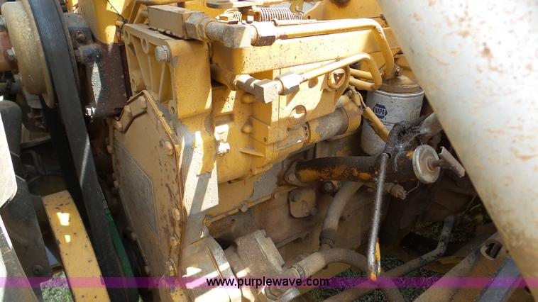 image for item K5257 1998 Chevrolet B7 school bus