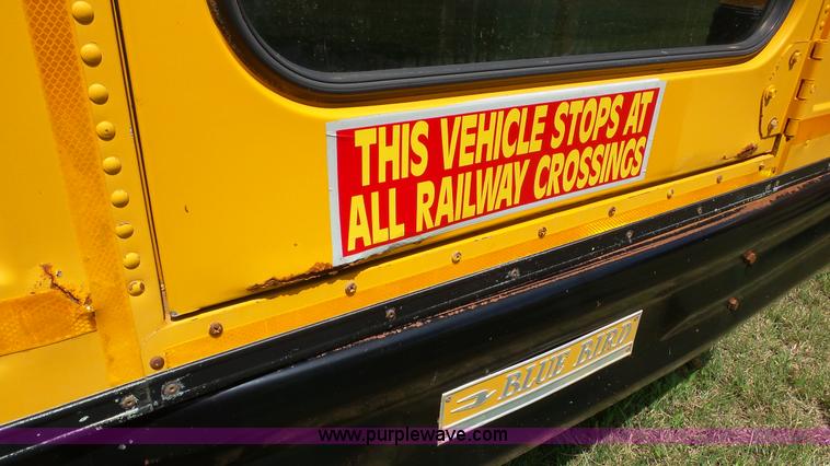 image for item K5257 1998 Chevrolet B7 school bus