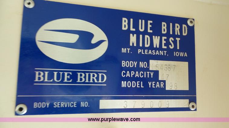 image for item K5257 1998 Chevrolet B7 school bus