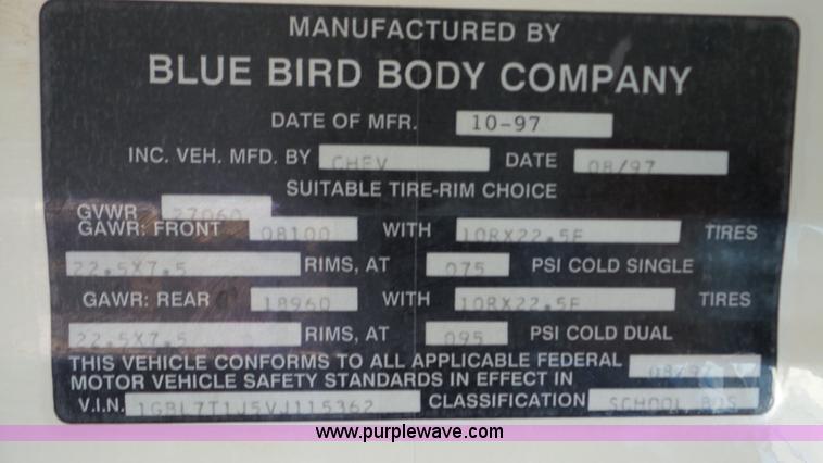 image for item K5257 1998 Chevrolet B7 school bus