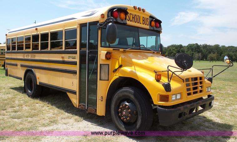 image for item K5259 2007 Blue Bird Vision school bus
