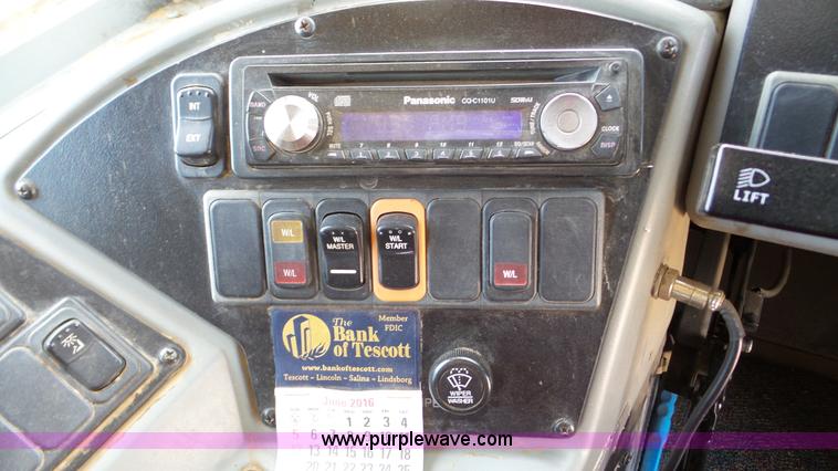 image for item K5259 2007 Blue Bird Vision school bus