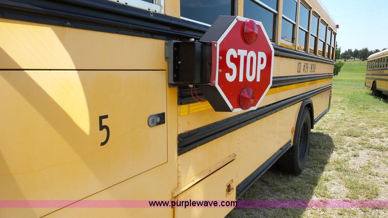 image for item K5259 2007 Blue Bird Vision school bus