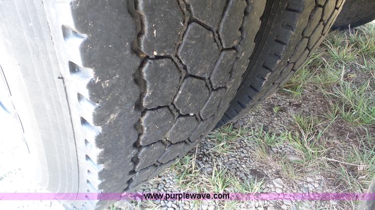 image for item K5259 2007 Blue Bird Vision school bus