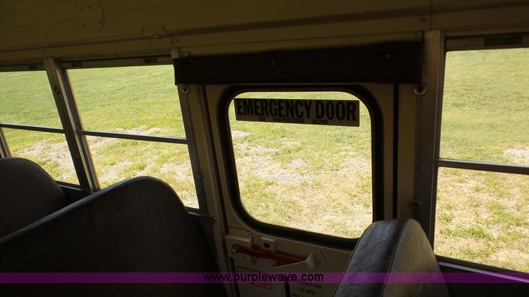 image for item K5260 1996 Blue Bird TC2000 school bus