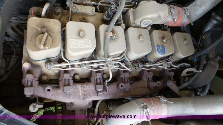 image for item K5260 1996 Blue Bird TC2000 school bus