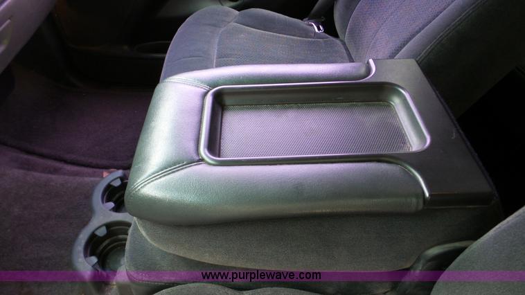 image for item K5264 2002 Chevrolet Tahoe SUV