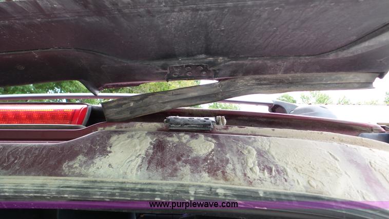 image for item K5264 2002 Chevrolet Tahoe SUV