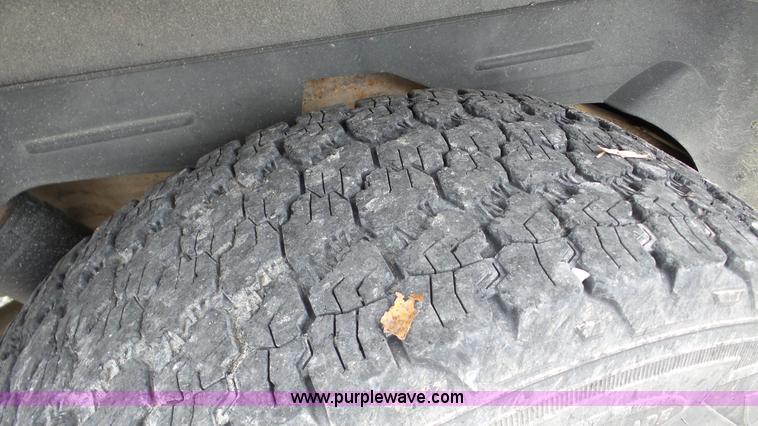 image for item K5264 2002 Chevrolet Tahoe SUV