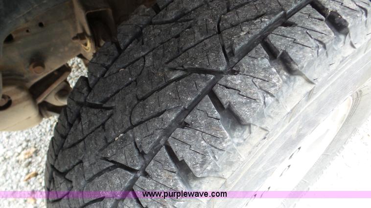 image for item K5264 2002 Chevrolet Tahoe SUV