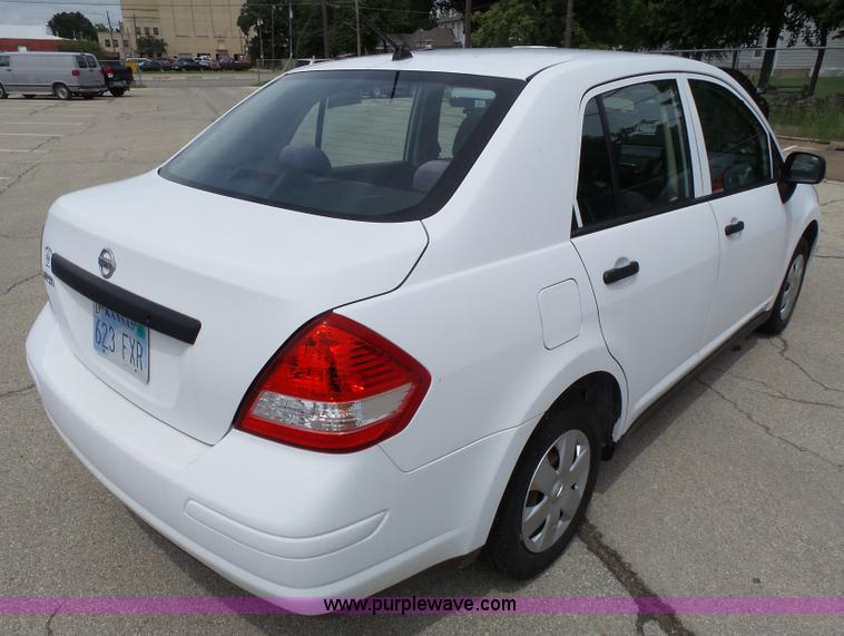 image for item K5268 2009 Nissan Versa