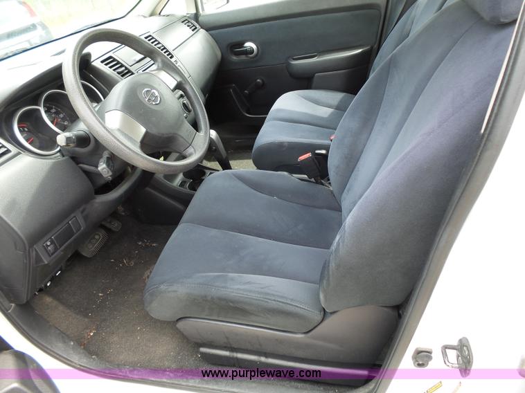 image for item K5268 2009 Nissan Versa