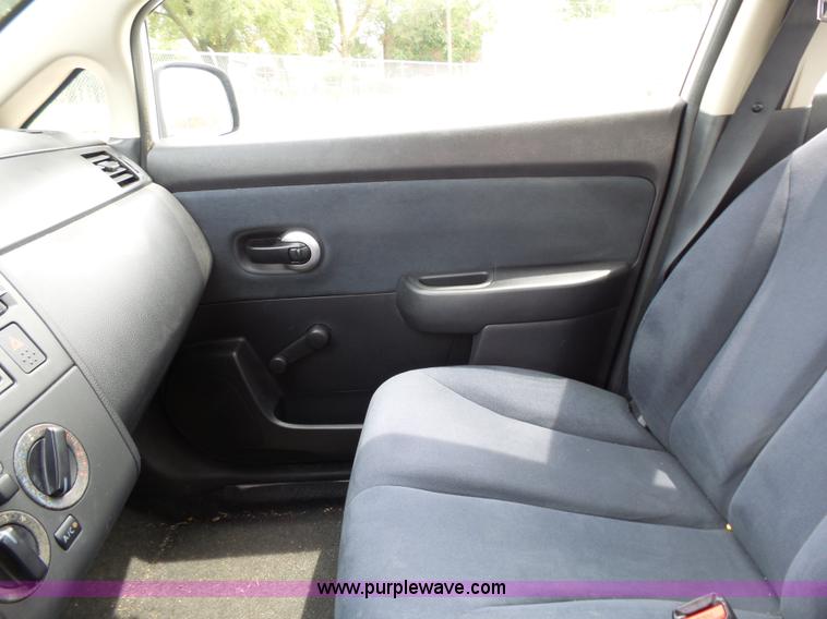 image for item K5268 2009 Nissan Versa