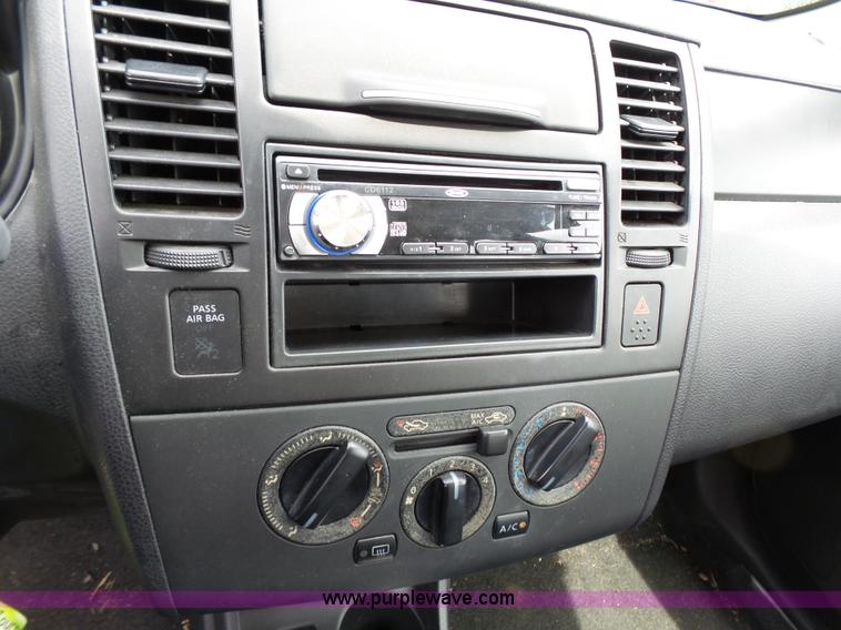 image for item K5268 2009 Nissan Versa