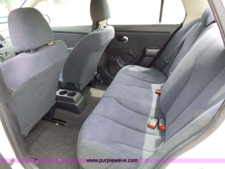 image for item K5268 2009 Nissan Versa