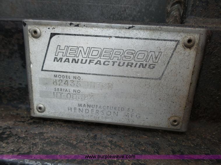 image for item K8438 2001 International 4700 dump truck