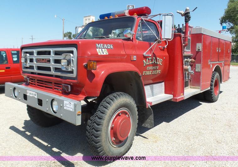 image for item K8445 1985 GMC 7000 fire truck
