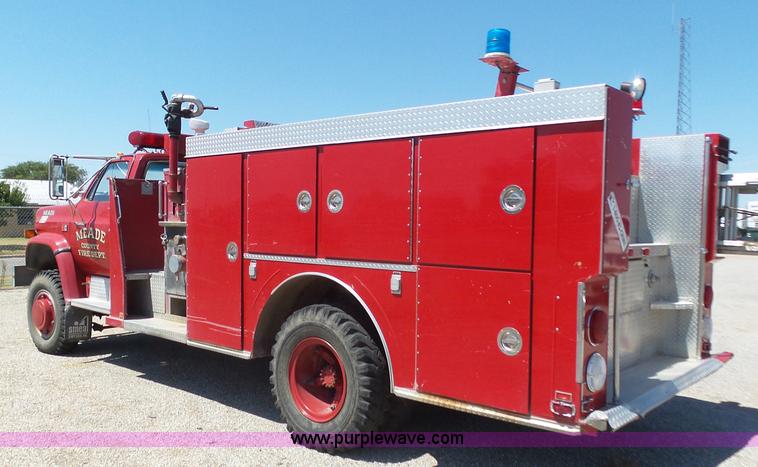 image for item K8445 1985 GMC 7000 fire truck