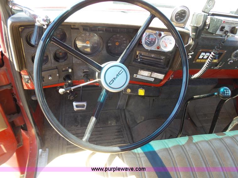 image for item K8445 1985 GMC 7000 fire truck