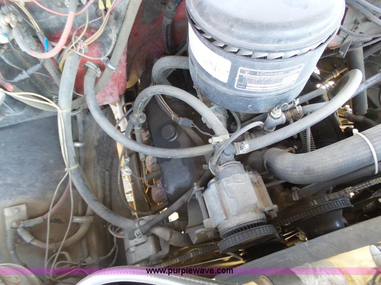 image for item K8445 1985 GMC 7000 fire truck