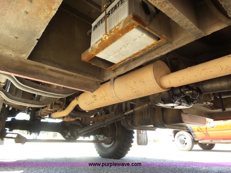 image for item K8445 1985 GMC 7000 fire truck