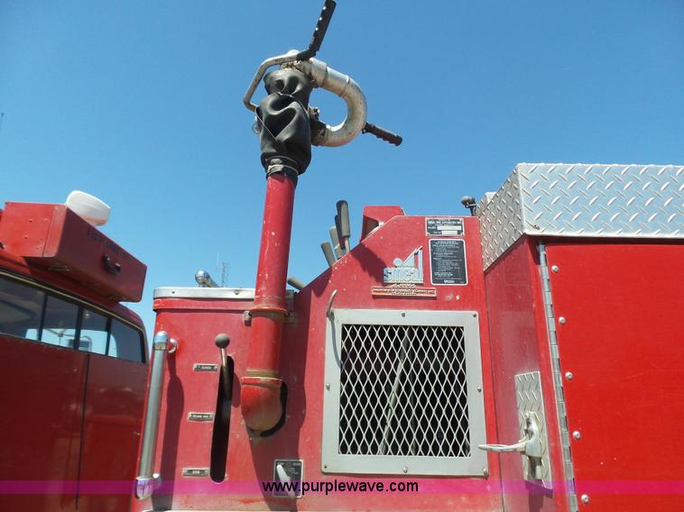 image for item K8445 1985 GMC 7000 fire truck