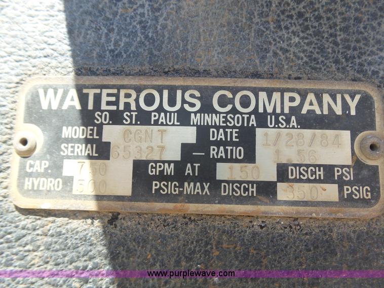 image for item K8445 1985 GMC 7000 fire truck